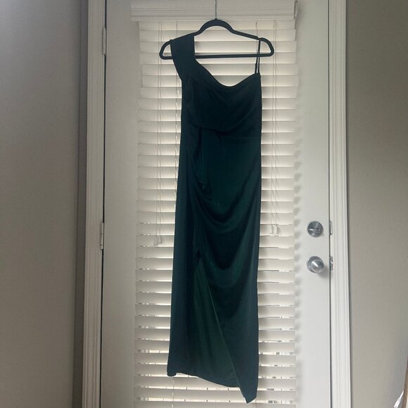 Lulus Green Asymmetrical Sleeve Floor-Length Dress - M - Picture 2 of 5